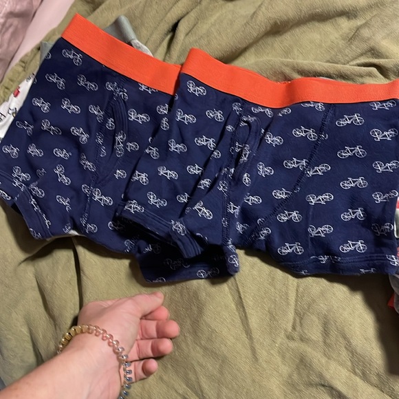 15 pairs of Cat and Jack boxers - Picture 4 of 5
